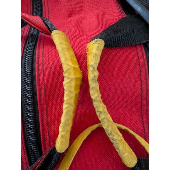 Vintage 90s Marlboro Adventure Team Duffle Bag Red Black Travel Gym Gear Large - Picture 9 of 16